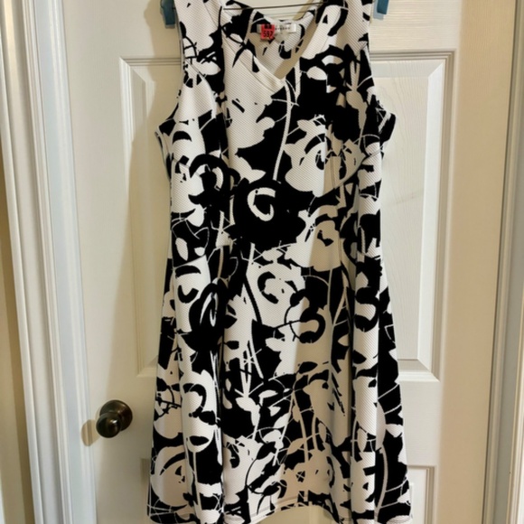 Cocktail dress - Picture 4 of 5